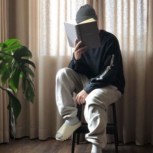 Meet your Posher, Tien ju